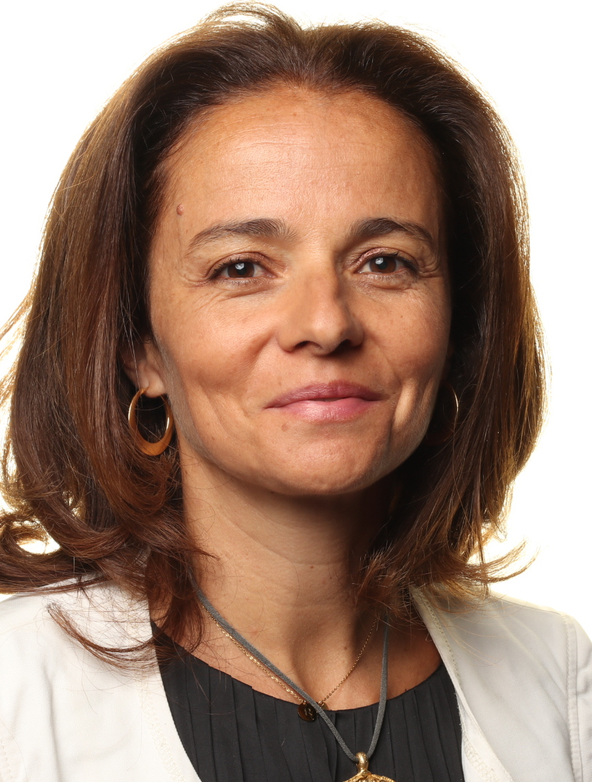 Dra. Regina Dalamu González-Gallarza